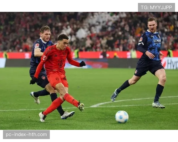 拜仁慕尼黑角球头球成功率42%，远超联赛平均29%